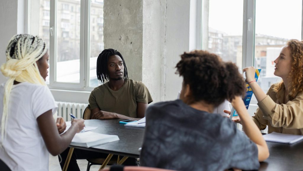 pexels-gabby-k-6238028